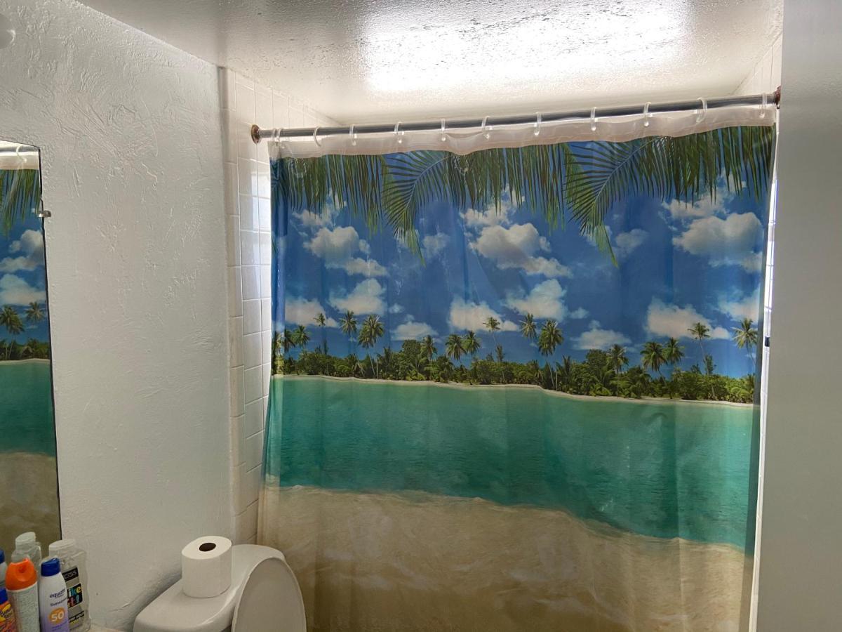 Private Room In A 2 Bedroom 1 Bathroom Shared With Host, On The Beach, Surrounded By Resorts, Only 2 People Max St. Pete Beach Exteriör bild